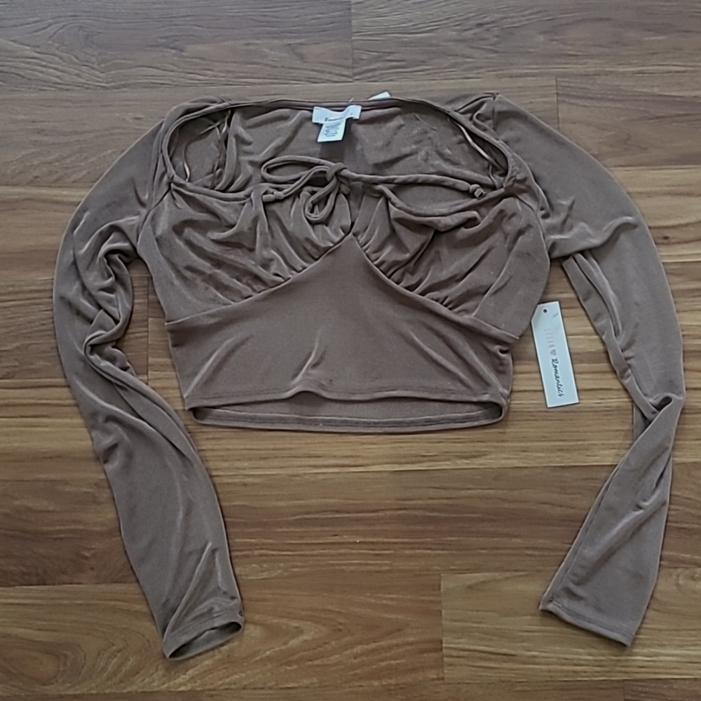 Womans Crop Top Long Sleeve